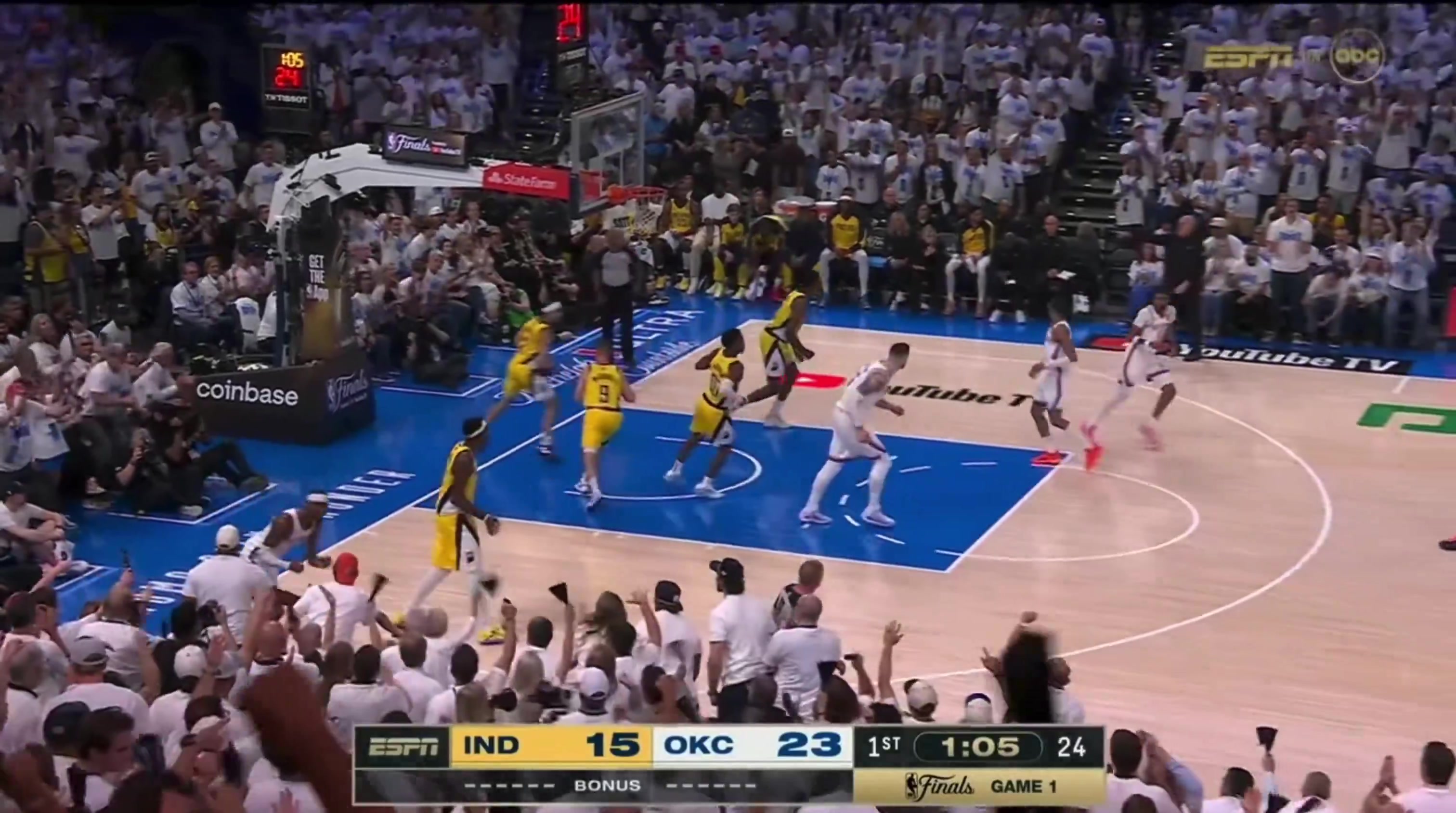 沉浸去年😼？步行者暂停时名人堂解说迈克-布林称：达拉斯暂停